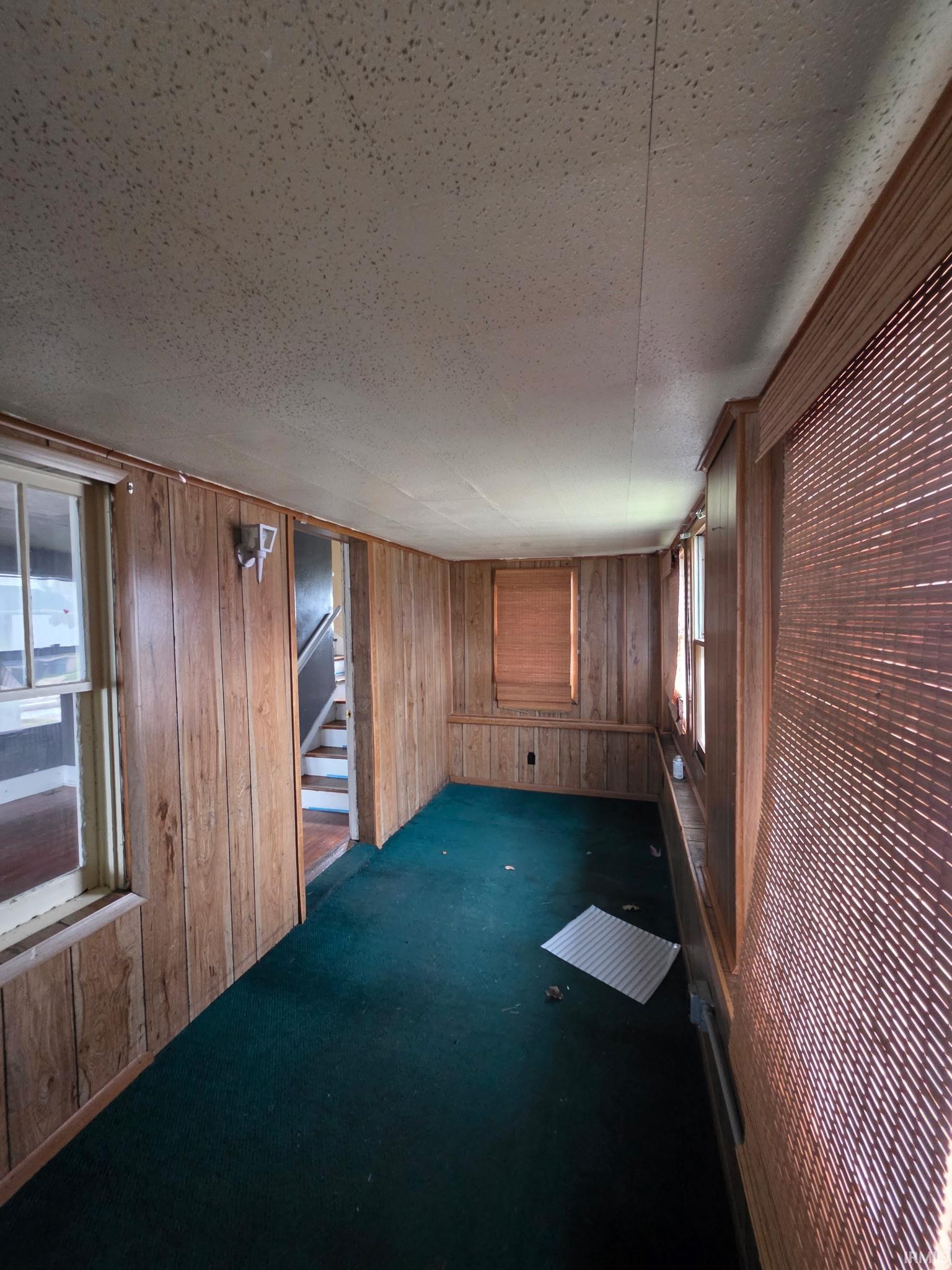 2022 Roger Street South Bend IN 46628
