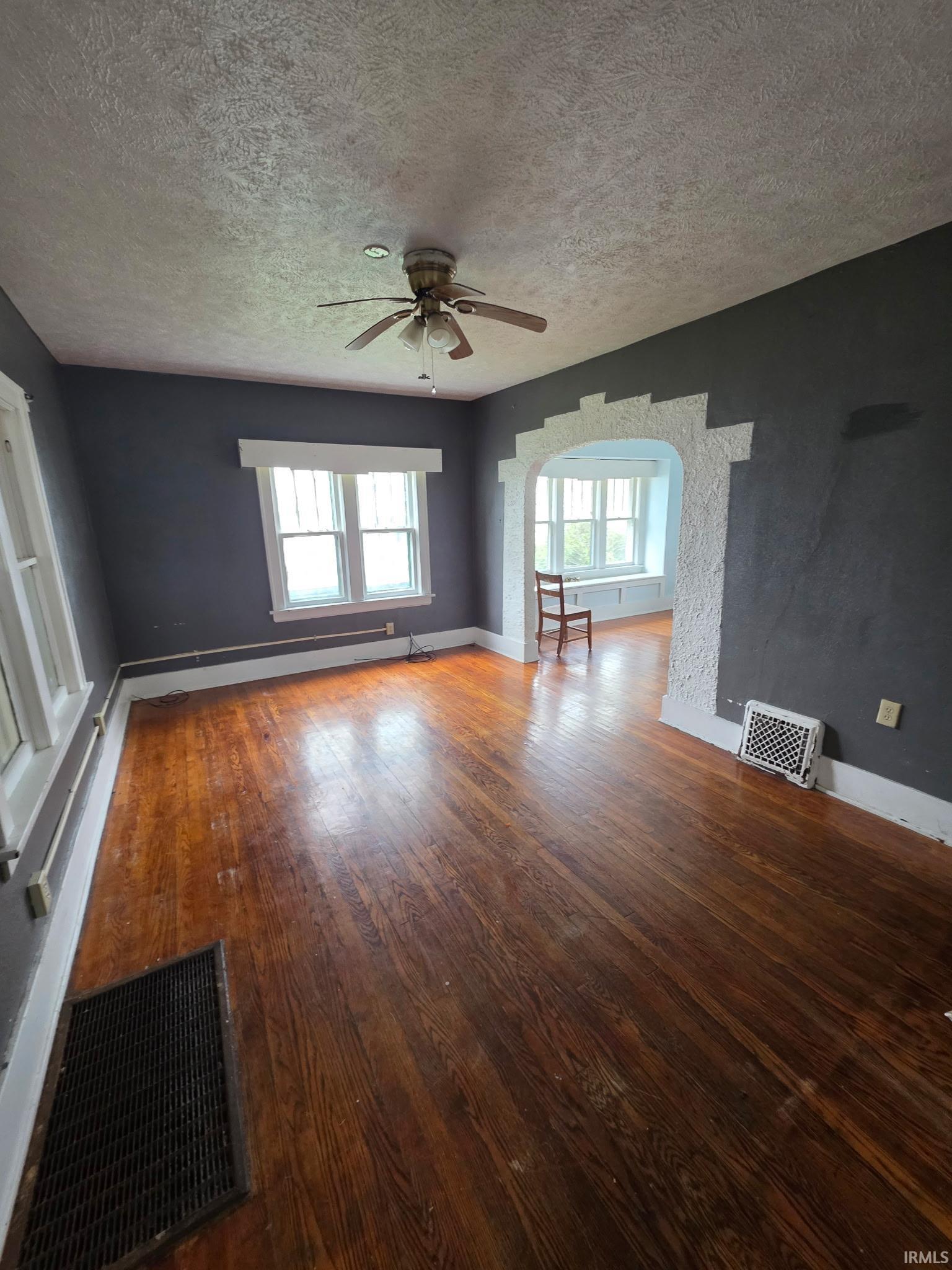 2022 Roger Street South Bend IN 46628