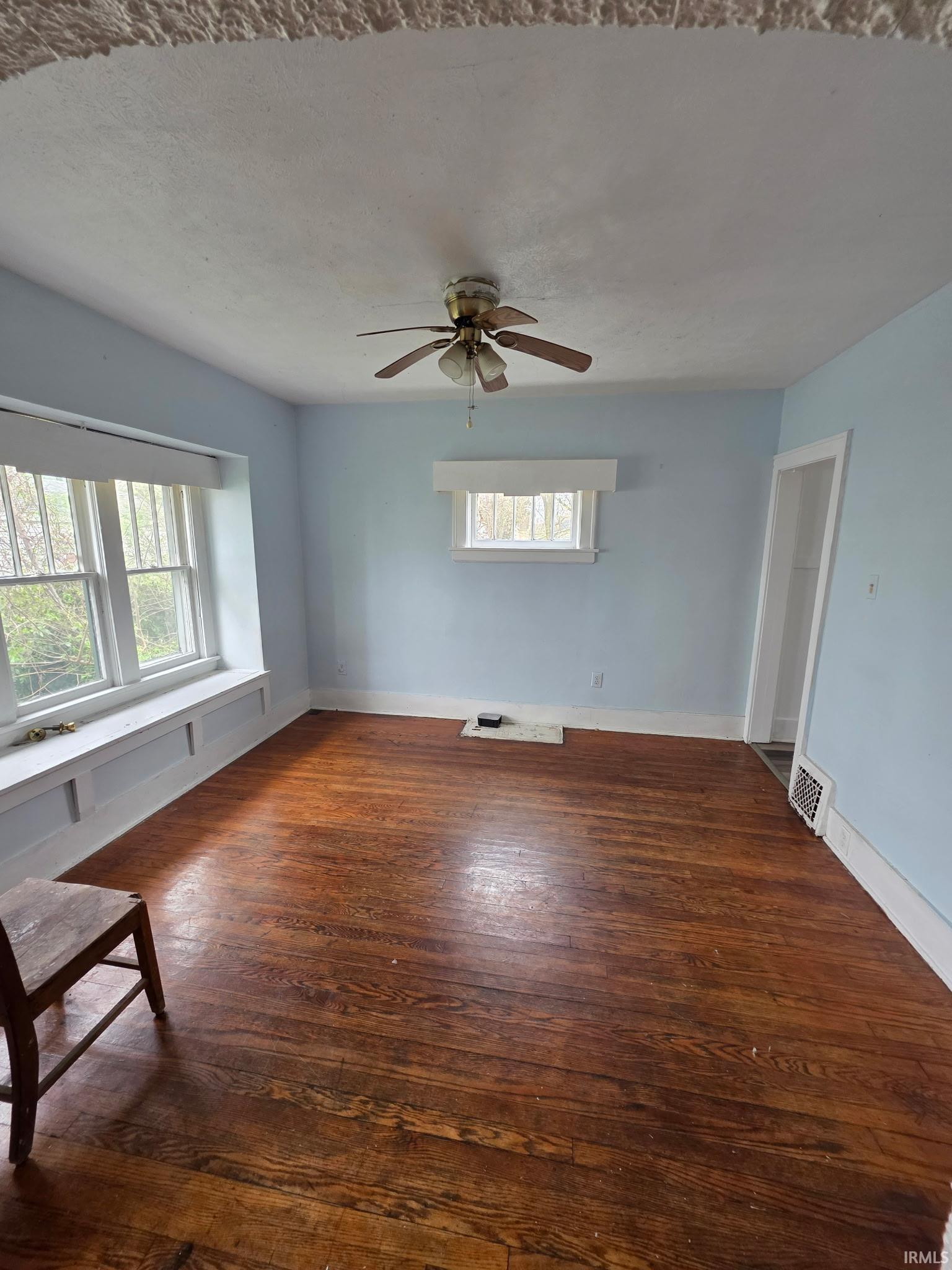 2022 Roger Street South Bend IN 46628