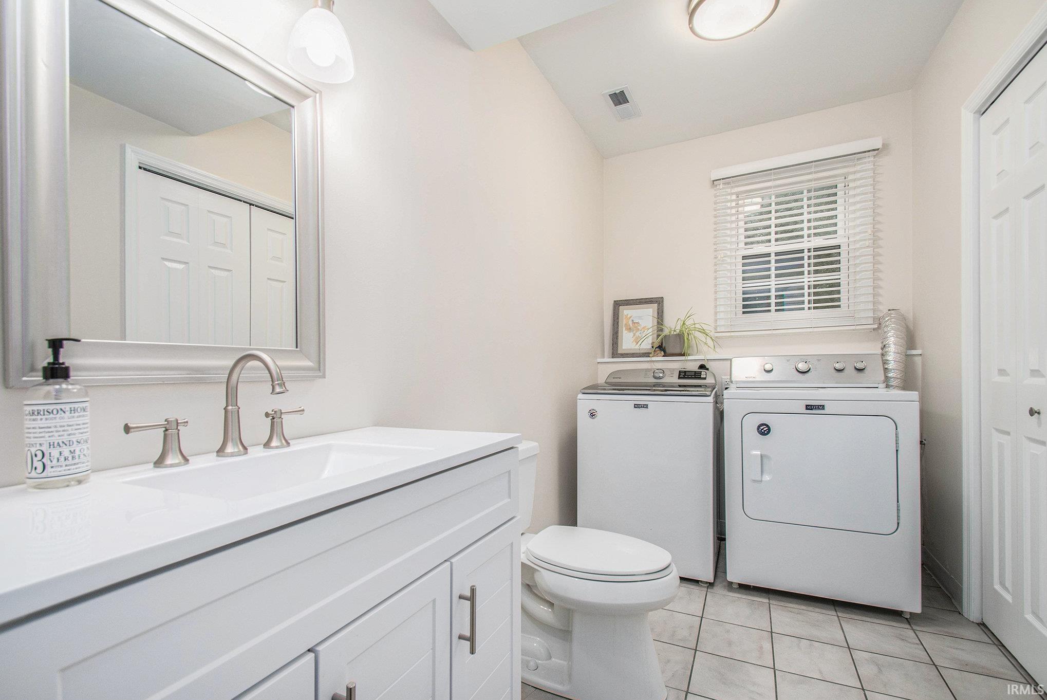 51910 N Shoreham Court South Bend IN 46637