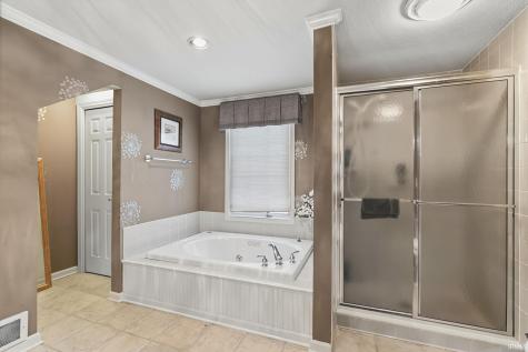 14612 Liberty Mills Road Fort Wayne IN 46814