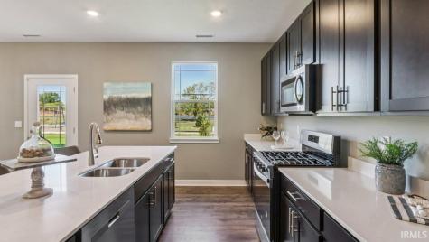 11293 Corte Madera Run Fort Wayne IN 46818