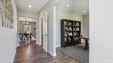 11293 Corte Madera Run Fort Wayne IN 46818