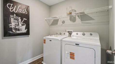 11293 Corte Madera Run Fort Wayne IN 46818