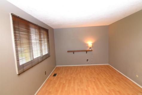 2405 N Old Towne Lane Muncie IN 47304