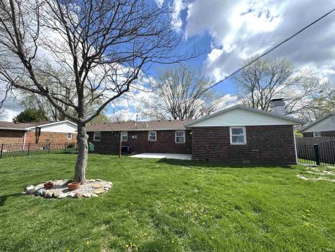 2405 N Old Towne Lane Muncie IN 47304