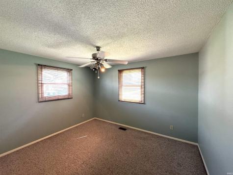 2405 N Old Towne Lane Muncie IN 47304