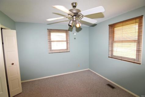 2405 N Old Towne Lane Muncie IN 47304