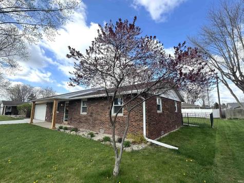 2405 N Old Towne Lane Muncie IN 47304