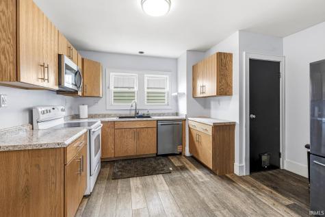 1818 E Ewing Avenue South Bend IN 46613