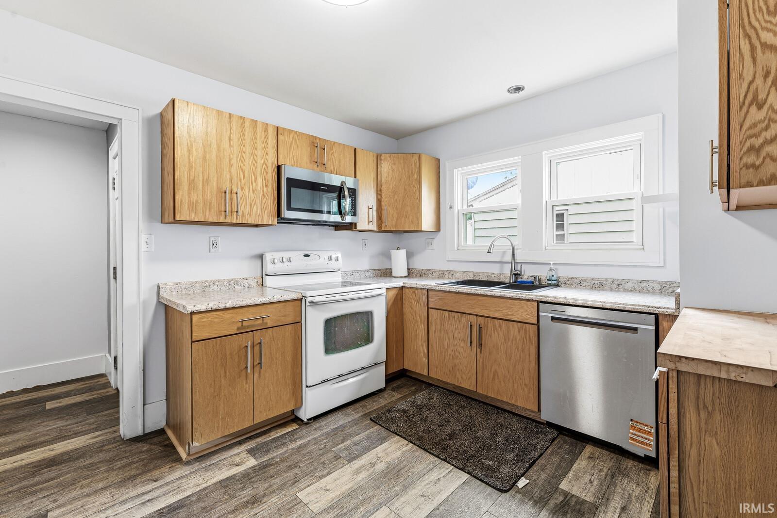 1818 E Ewing Avenue South Bend IN 46613