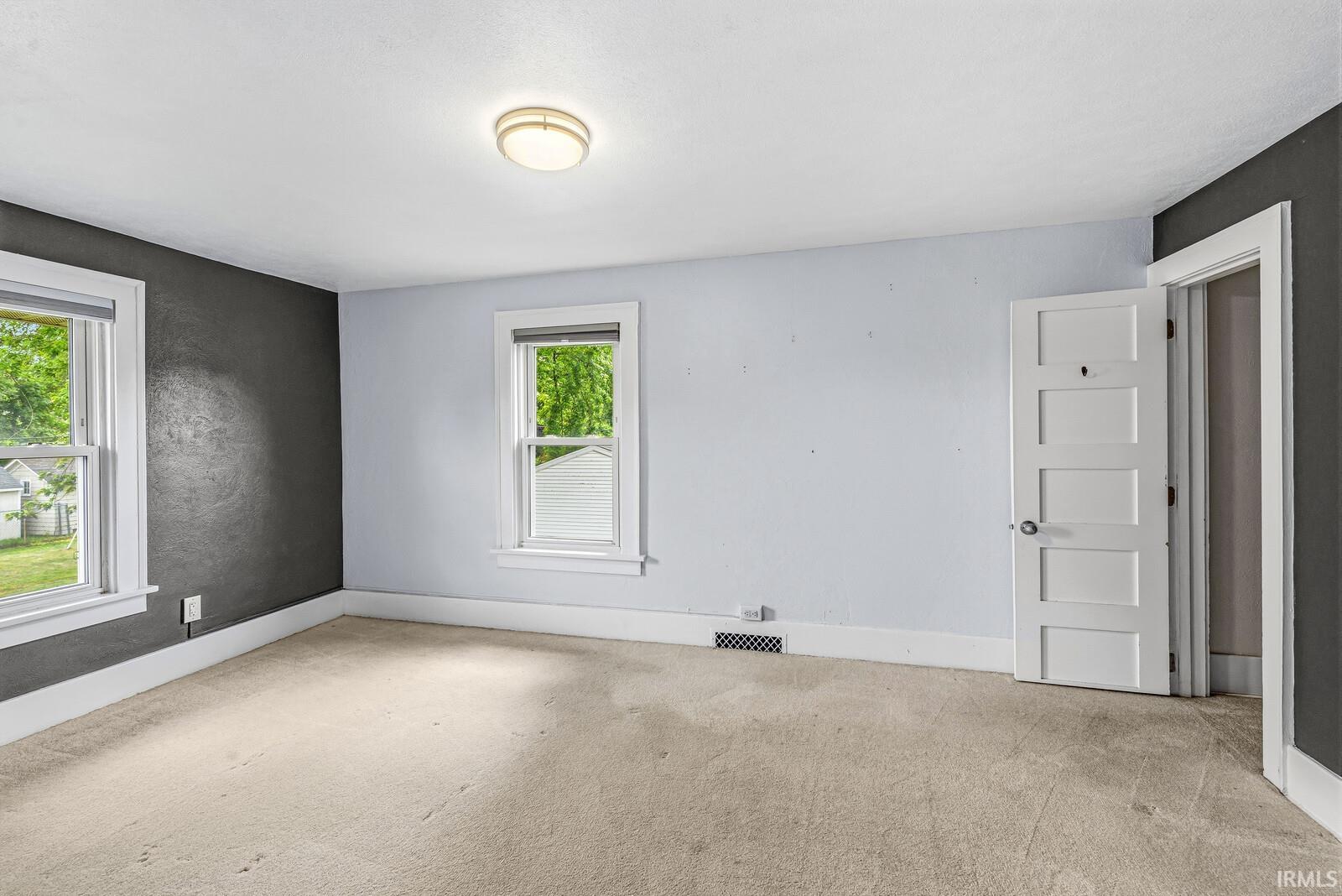 1818 E Ewing Avenue South Bend IN 46613
