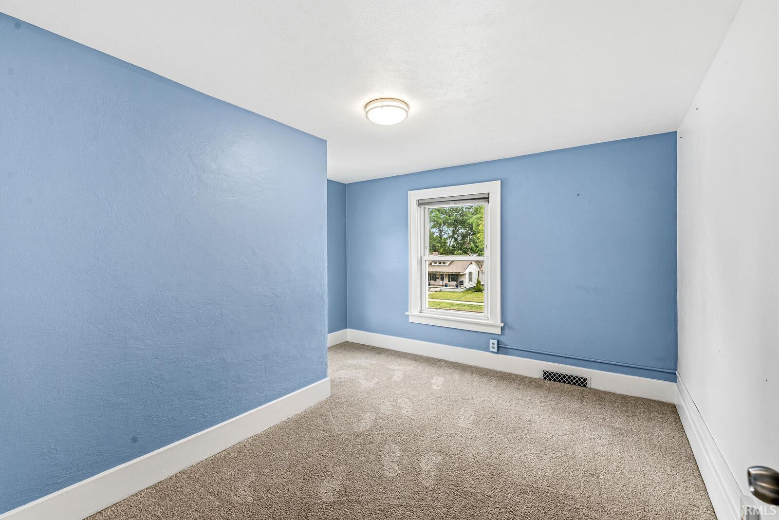 1818 E Ewing Avenue South Bend IN 46613