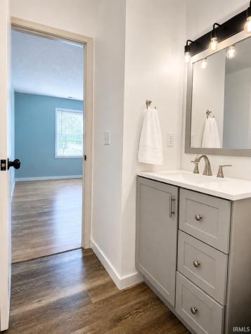 927 May Place Fort Wayne IN 46825