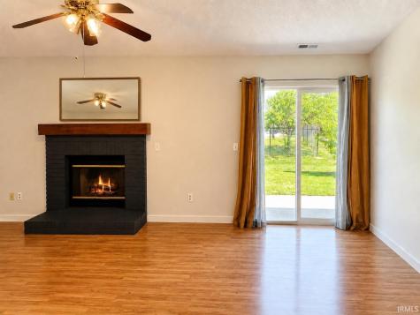 927 May Place Fort Wayne IN 46825