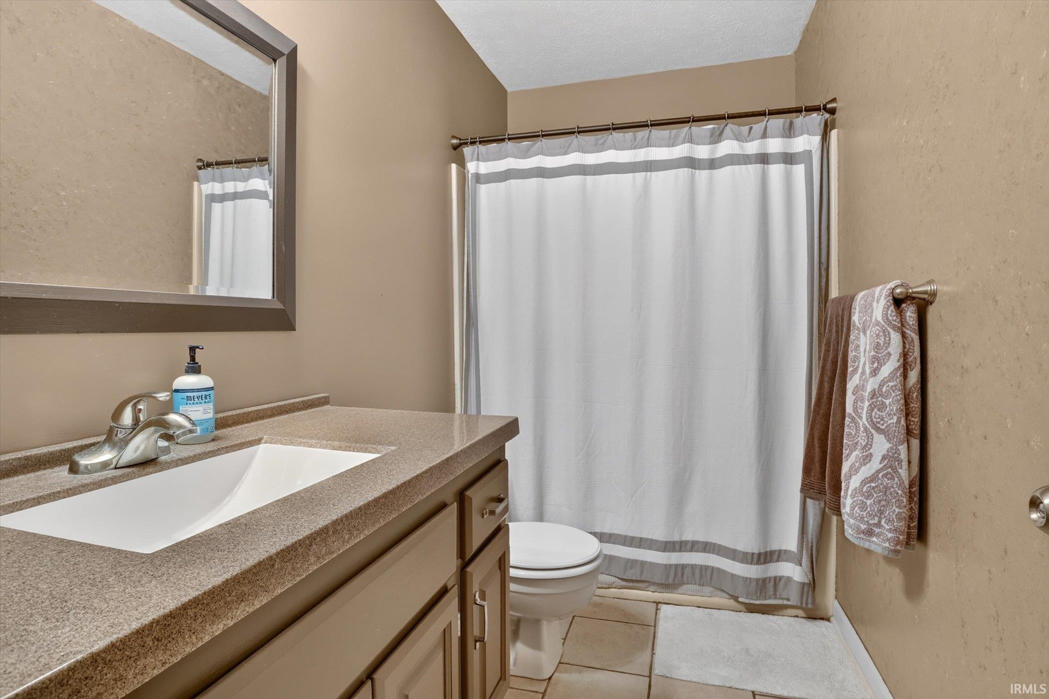 22933 Alderwood Court Elkhart IN 46514