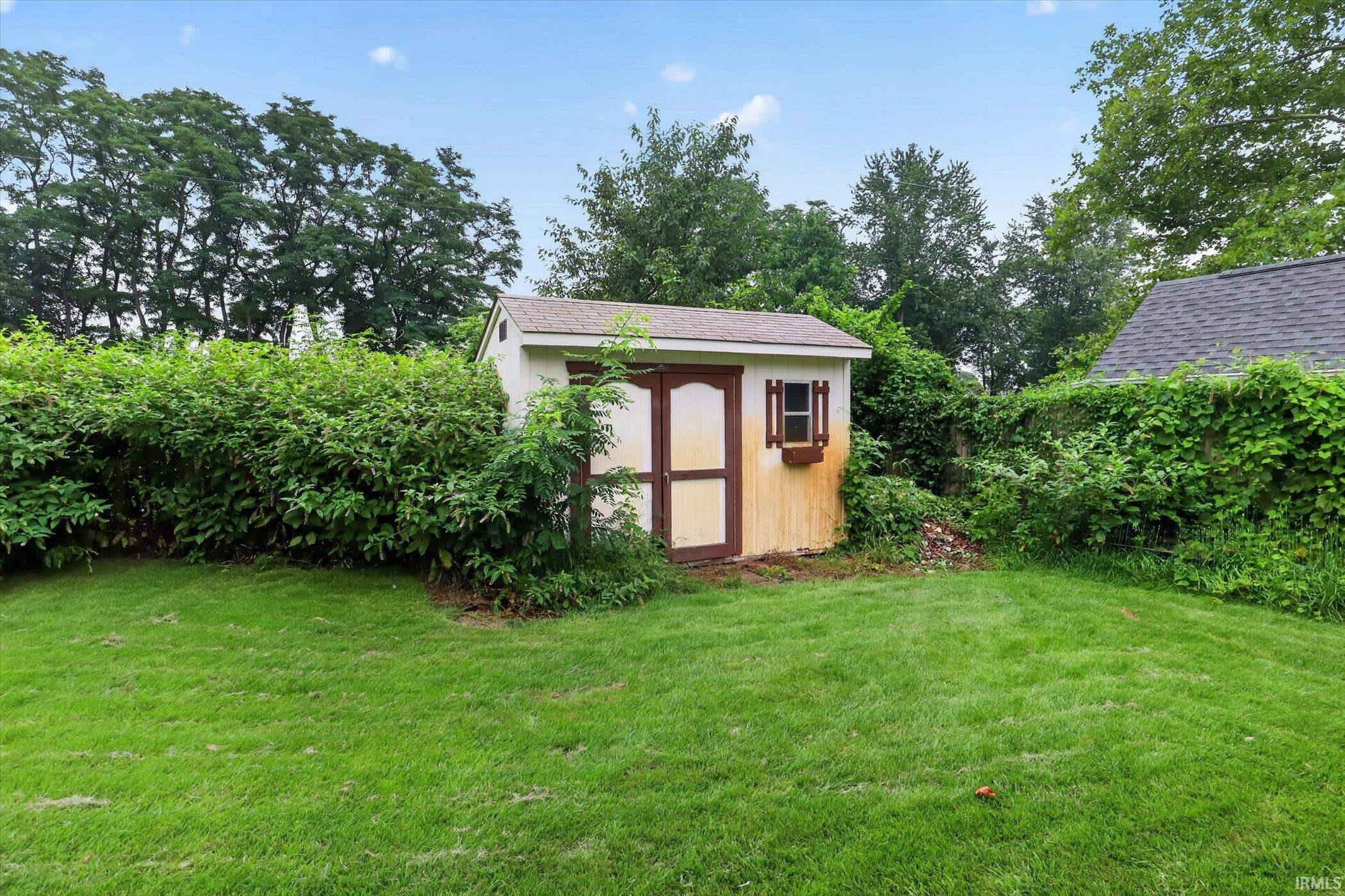 22933 Alderwood Court Elkhart IN 46514