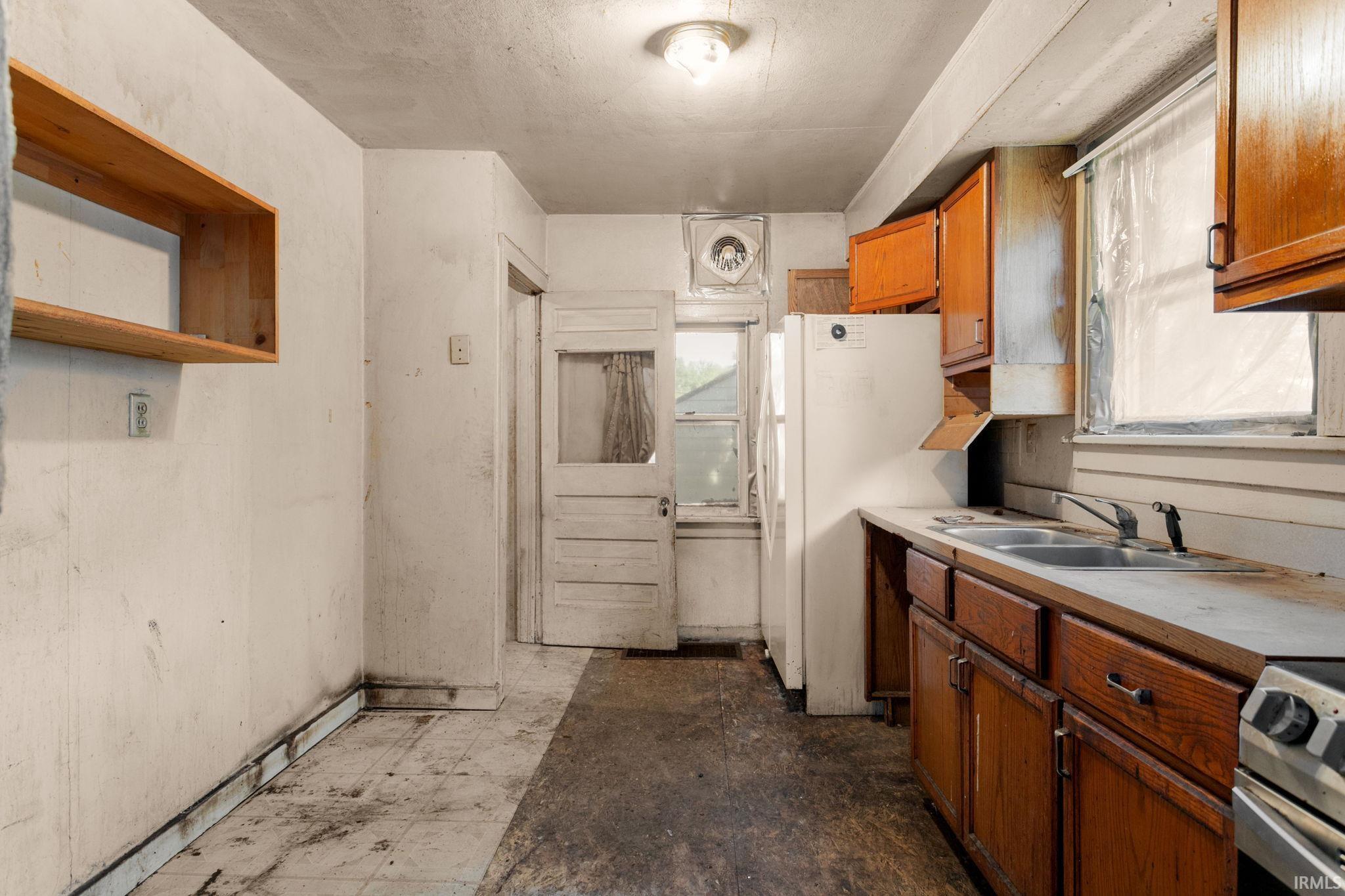 1617 E Bowman Street South Bend IN 46613