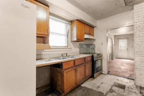 1617 E Bowman Street South Bend IN 46613