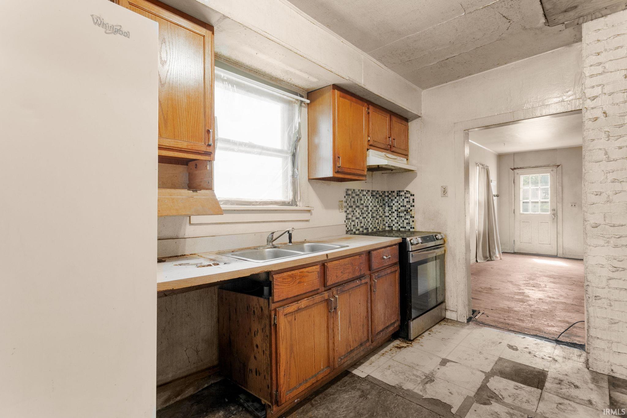 1617 E Bowman Street South Bend IN 46613