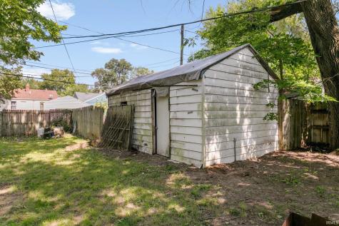 1617 E Bowman Street South Bend IN 46613