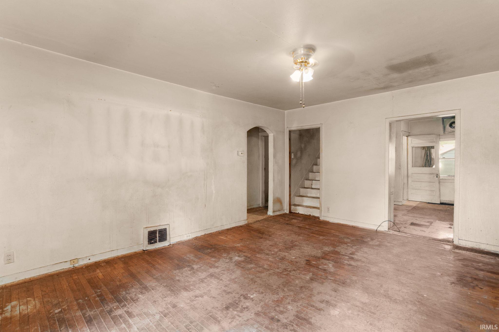 1617 E Bowman Street South Bend IN 46613