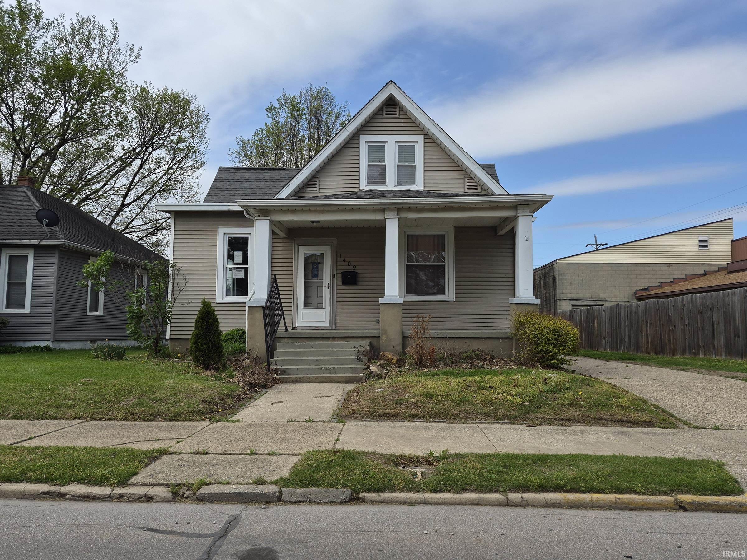 1409 Main Street Vincennes IN 47591