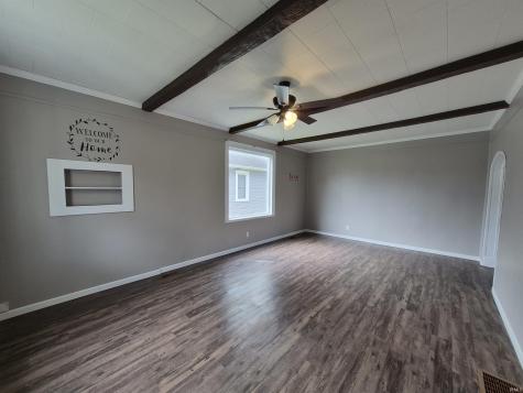 1409 Main Street Vincennes IN 47591