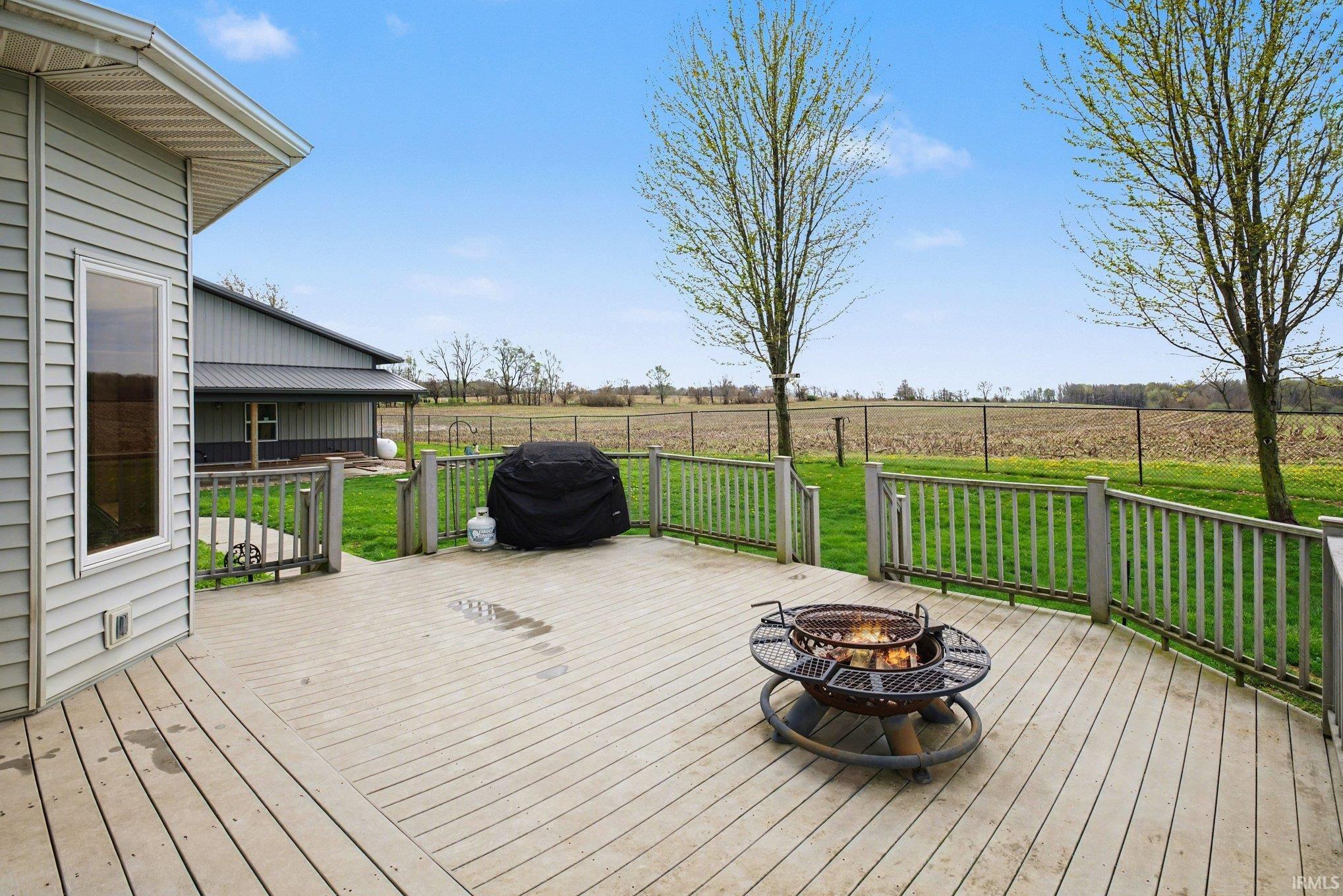 4715 W 200 South Road Warsaw IN 46580