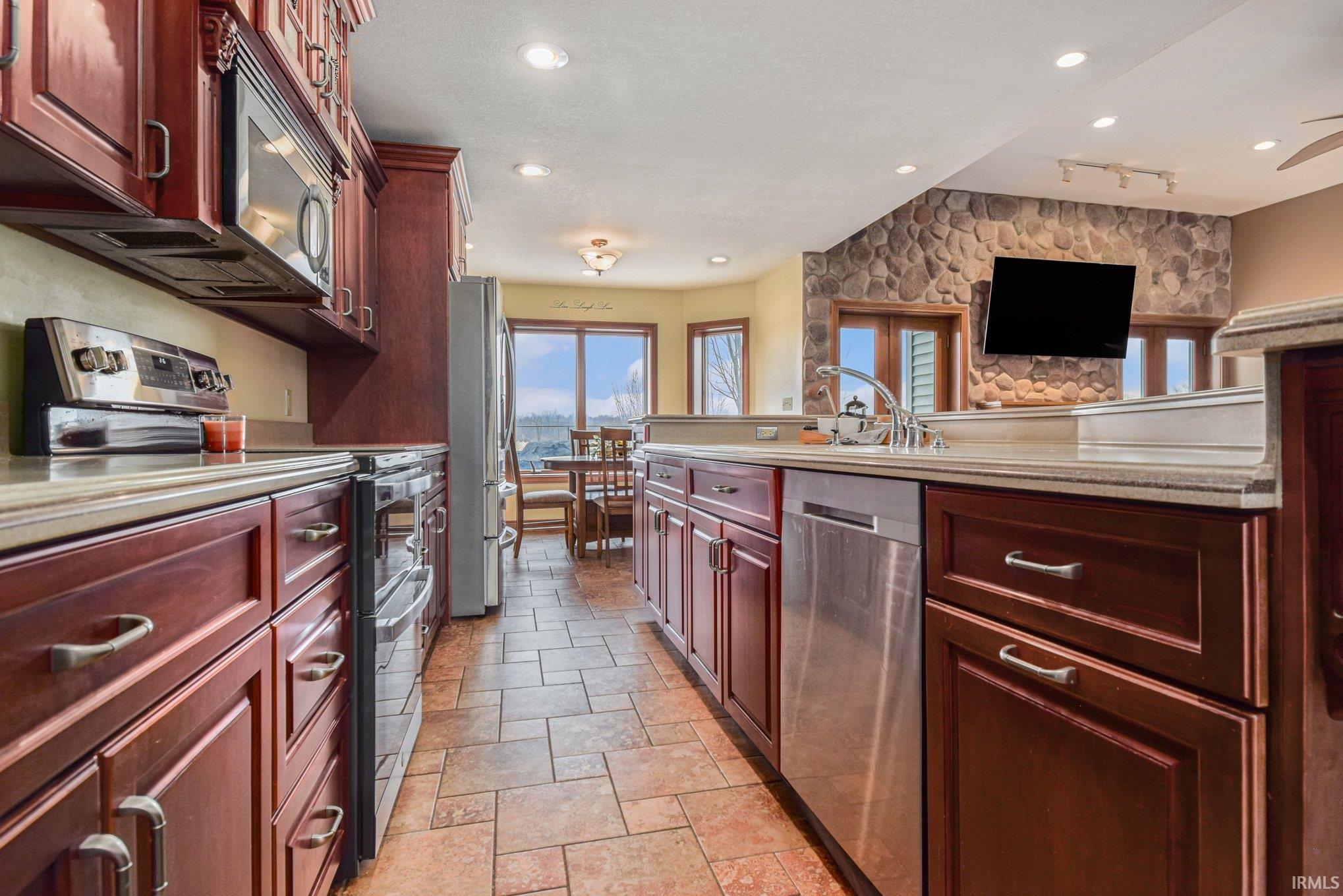 4715 W 200 South Road Warsaw IN 46580