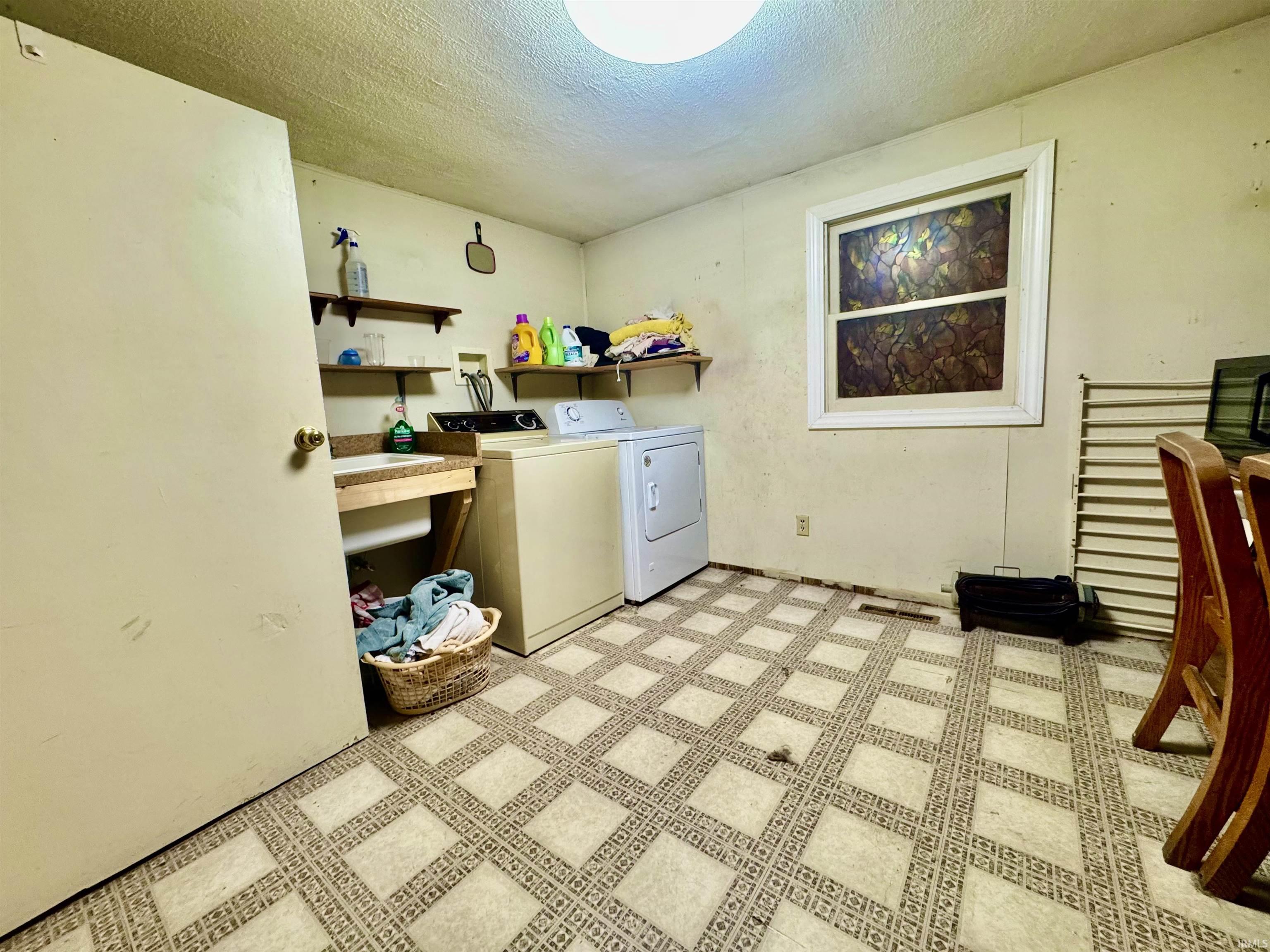 1227 E Bristol Street Elkhart IN 46514