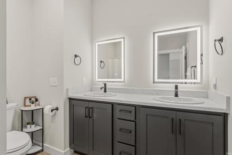 503 Grantham Passage Fort Wayne IN 46845