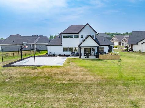 503 Grantham Passage Fort Wayne IN 46845