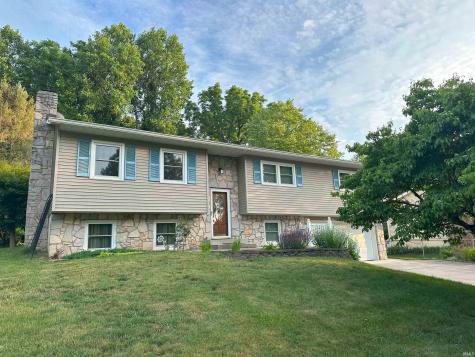 802 E Eddington Court Bloomington IN 47401