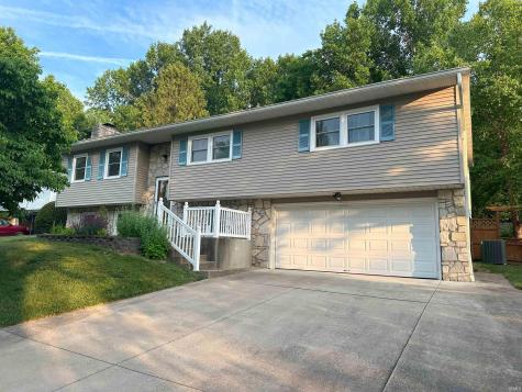 802 E Eddington Court Bloomington IN 47401