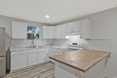 1116 S Grand Avenue Evansville IN 47713