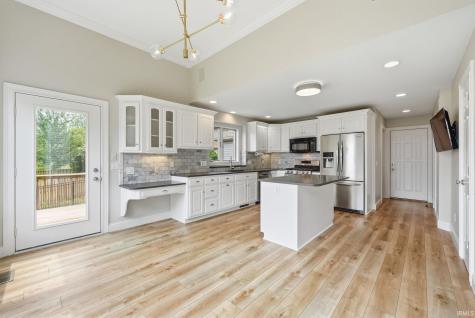 10115 Red Oak Court Fort Wayne IN 46804
