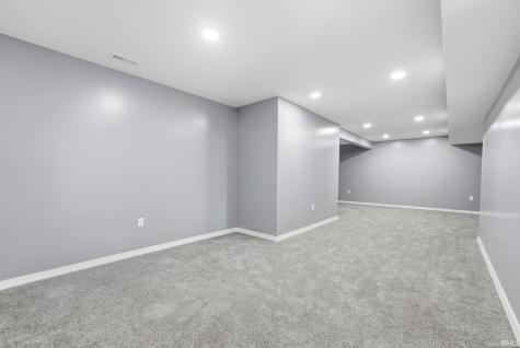10115 Red Oak Court Fort Wayne IN 46804