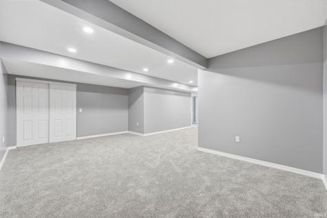 10115 Red Oak Court Fort Wayne IN 46804