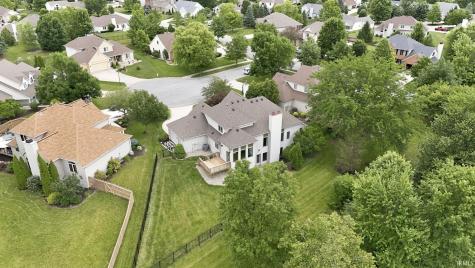 10115 Red Oak Court Fort Wayne IN 46804