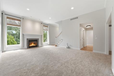 10115 Red Oak Court Fort Wayne IN 46804