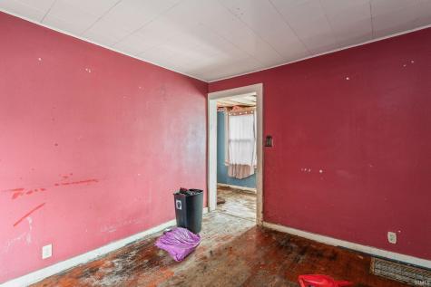 1509 Mcpherson Street South Bend IN 46613