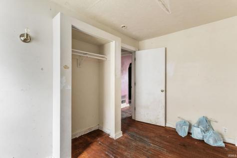 1509 Mcpherson Street South Bend IN 46613