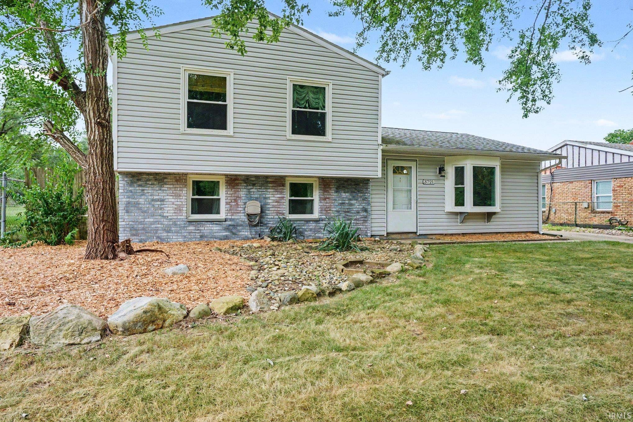 3721 Riverside Drive South Bend IN 46628