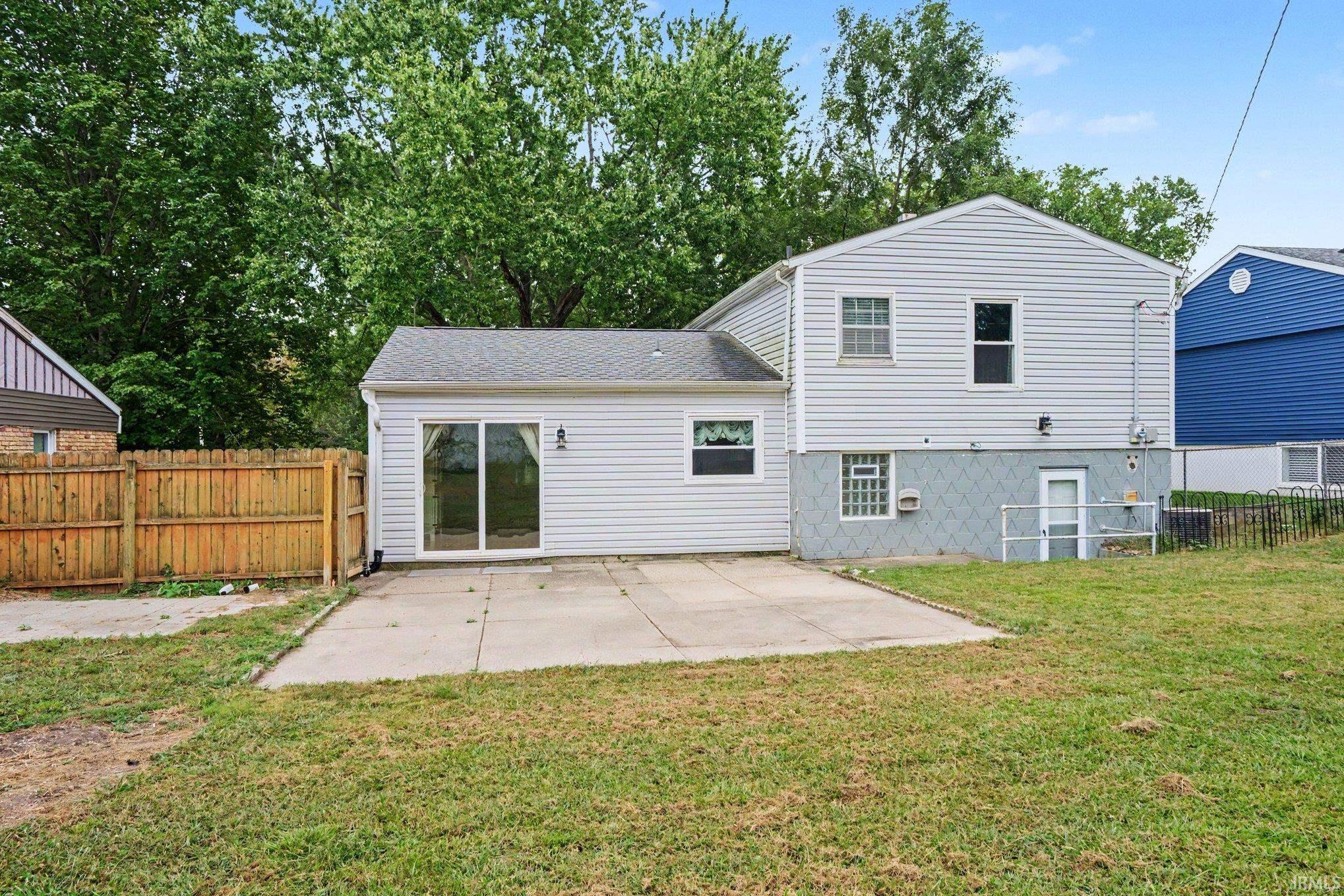 3721 Riverside Drive South Bend IN 46628