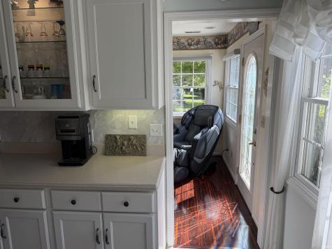 8006 Grayfield Court Fort Wayne IN 46825