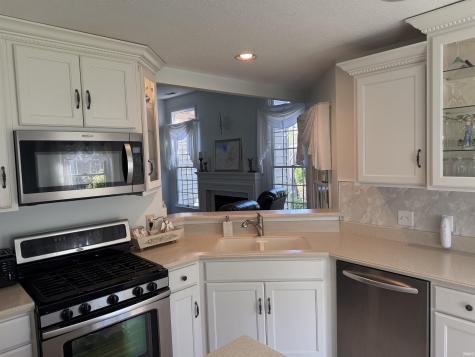 8006 Grayfield Court Fort Wayne IN 46825