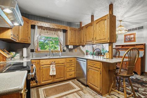 10416 State Road 120 Middlebury IN 46540