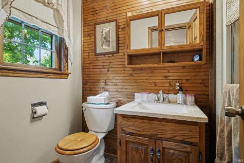 10416 State Road 120 Middlebury IN 46540