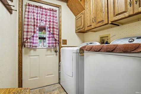 10416 State Road 120 Middlebury IN 46540